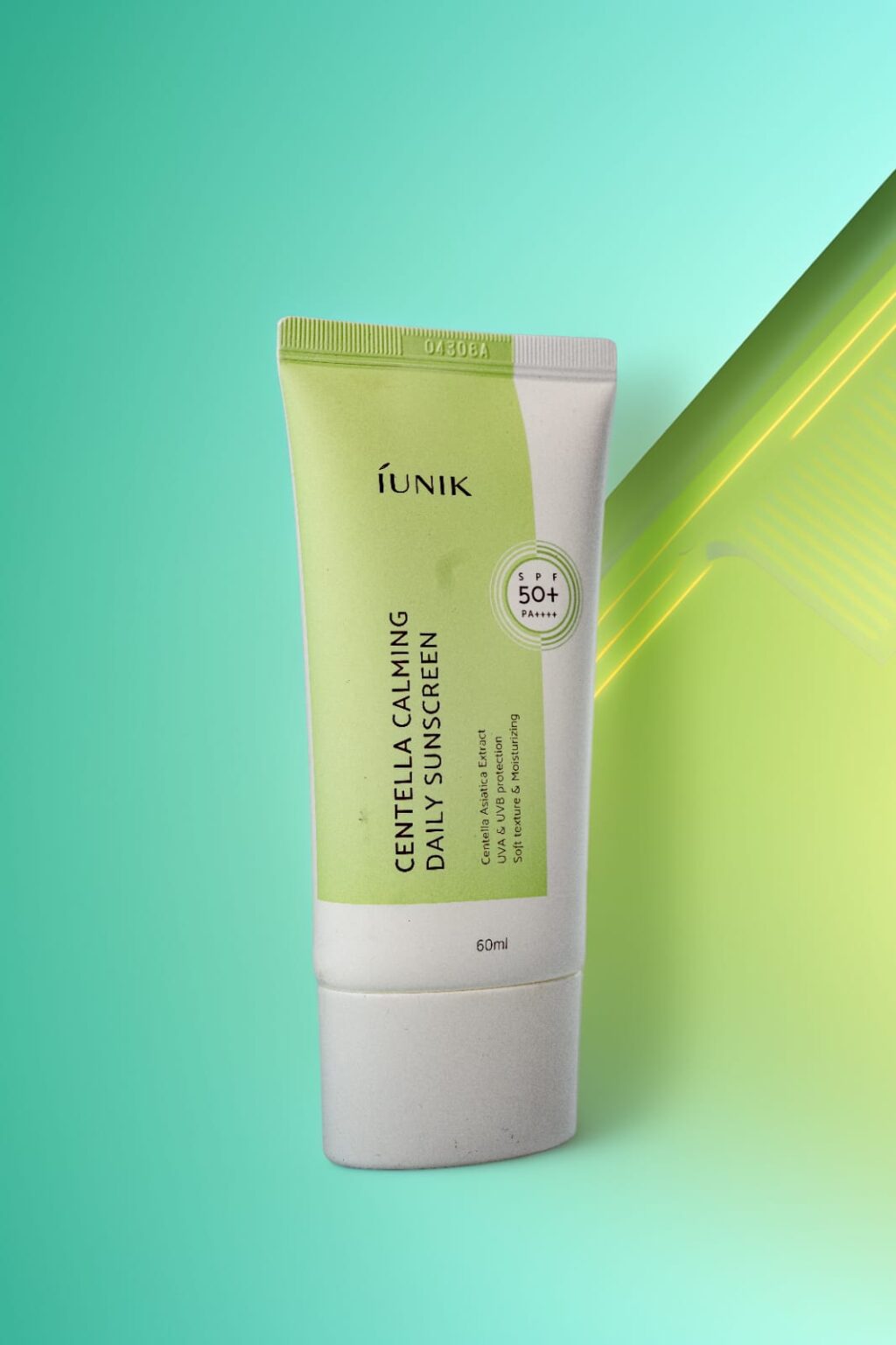 Iunik - Centella Calming Daily Sunscreen - Image 4